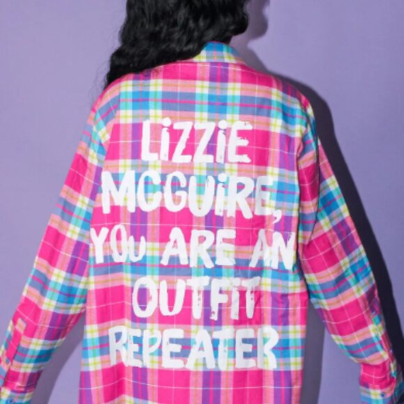 NWOT Cakeworthy DISNEY Lizzie McGuire Cartoon Lizzie Outfit Repeater Flannel - Picture 3 of 11